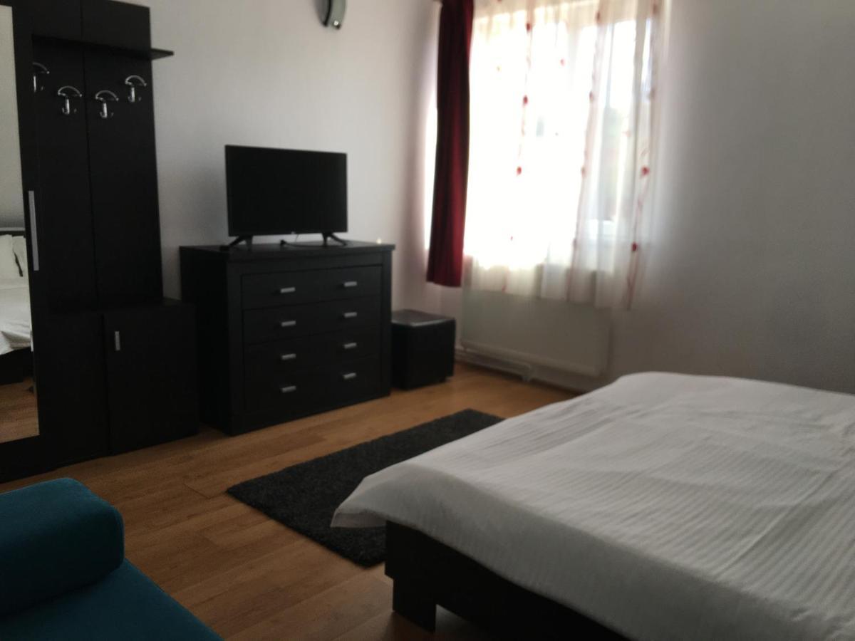 Casa Julius Aparthotel Совата Екстериор снимка