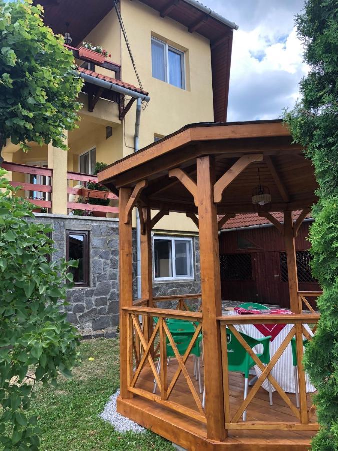 Casa Julius Aparthotel Совата Екстериор снимка